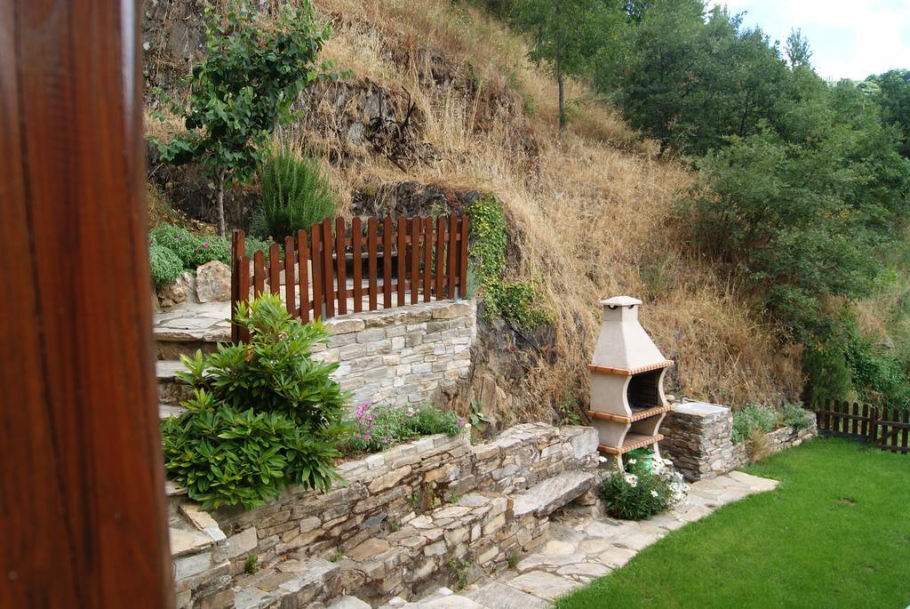 Hostal El Recanto Vega de Valcarce Zewnętrze zdjęcie