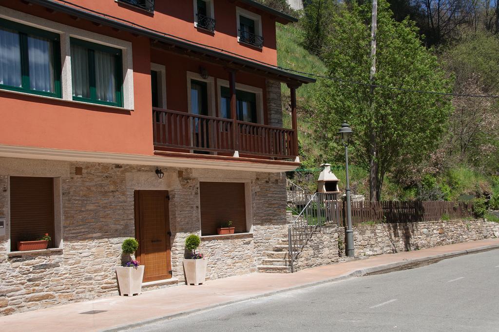 Hostal El Recanto Vega de Valcarce Zewnętrze zdjęcie