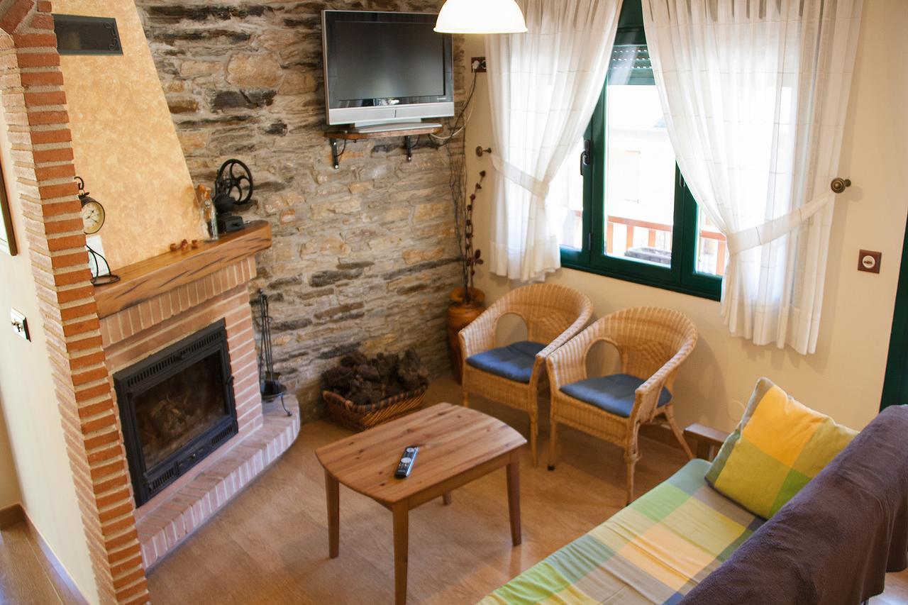 Hostal El Recanto Vega de Valcarce Zewnętrze zdjęcie